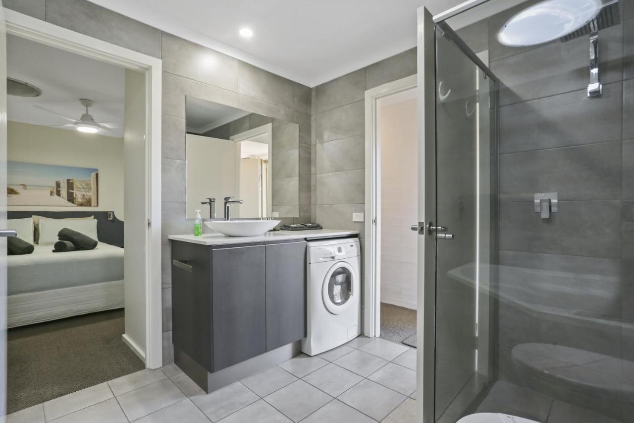 Crown Apartments Merimbula Exterior photo